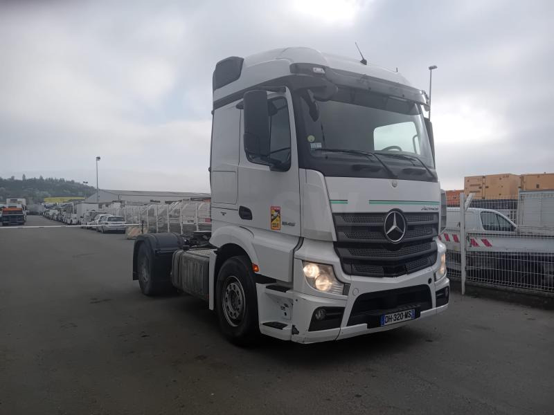 Mercedes Actros 1845 - شاحنة جرار: صور 1 Mercedes Actros 1845 - شاحنة جرار: صور 1