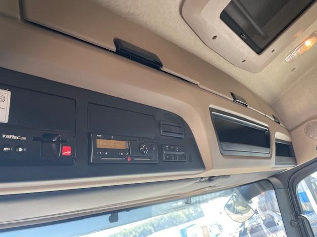 Mercedes Actros 1845 - شاحنة جرار: صور 4 Mercedes Actros 1845 - شاحنة جرار: صور 4