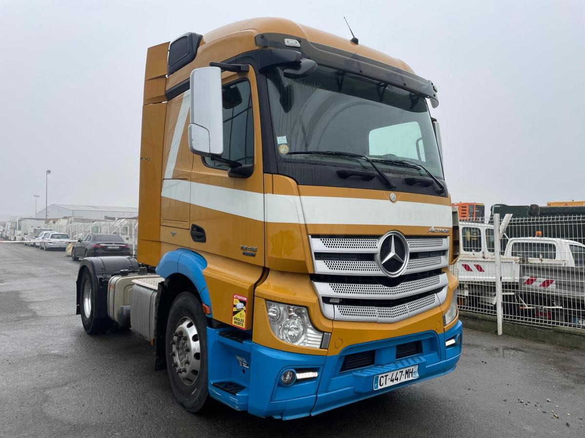 Mercedes Actros 1845 - شاحنة جرار: صور 2 Mercedes Actros 1845 - شاحنة جرار: صور 2