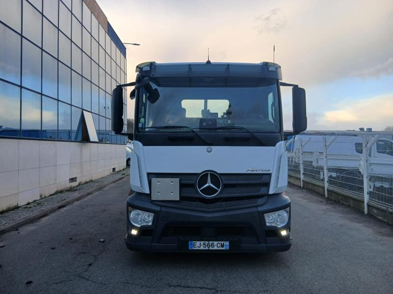 Mercedes Antos 2543 - شاحنة ذات الخطاف: صور 2 Mercedes Antos 2543 - شاحنة ذات الخطاف: صور 2
