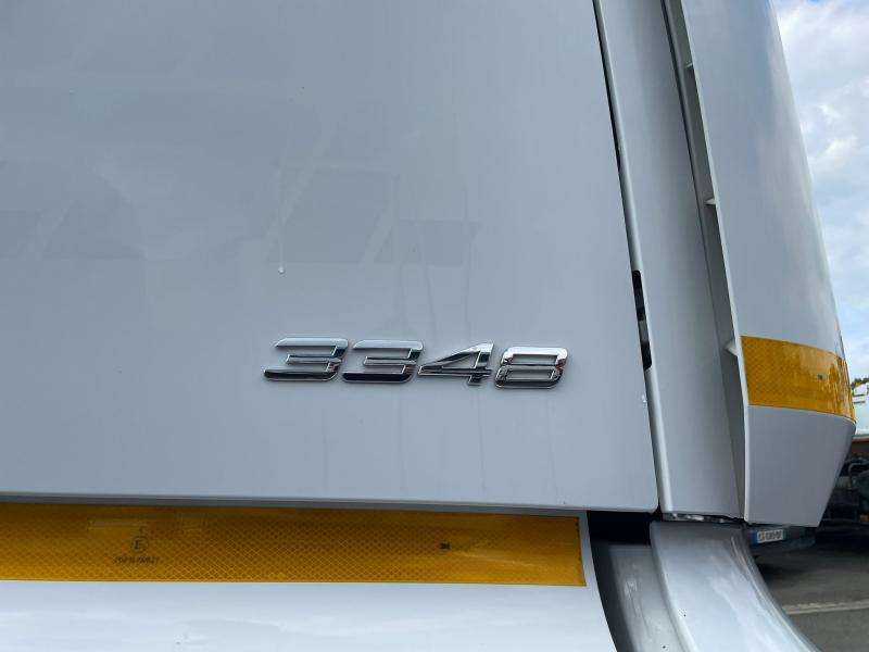 Mercedes Arocs 3348 - شاحنة جرار: صور 3 Mercedes Arocs 3348 - شاحنة جرار: صور 3