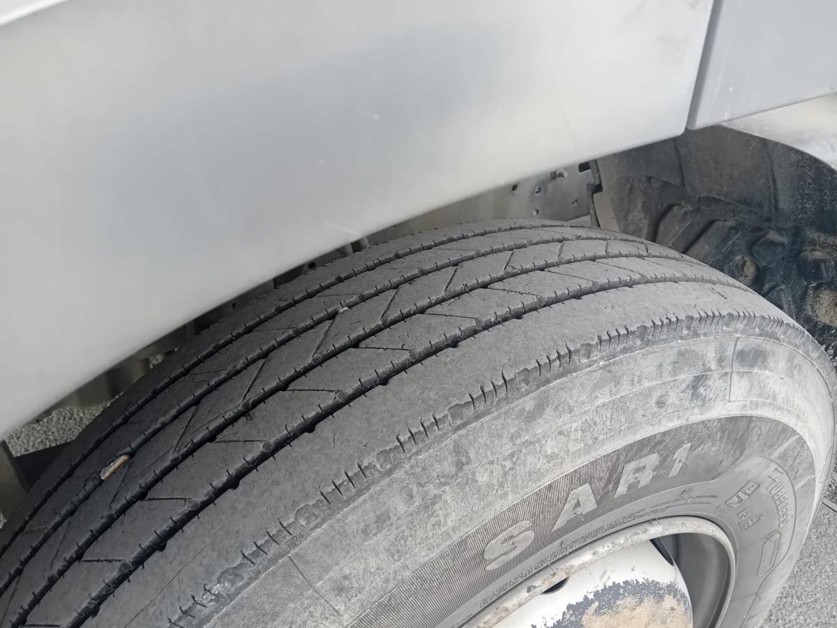 Mercedes Atego 1224 - قلابات: صور 4 Mercedes Atego 1224 - قلابات: صور 4