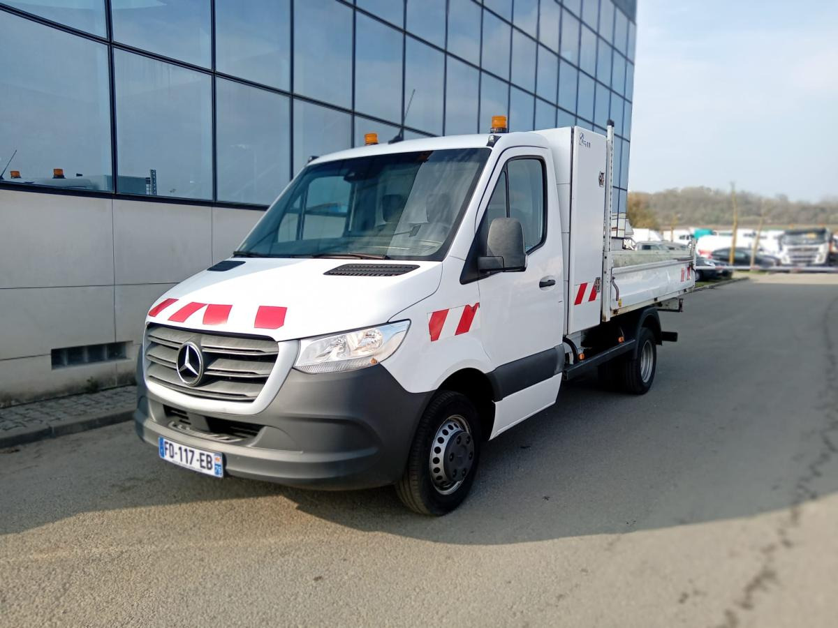 Mercedes Sprinter - قلاب صغير: صور 1 Mercedes Sprinter - قلاب صغير: صور 1