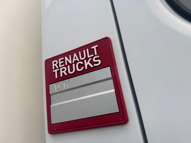 Renault D-Series - بصندوق مغلق شاحنة: صور 4 Renault D-Series - بصندوق مغلق شاحنة: صور 4