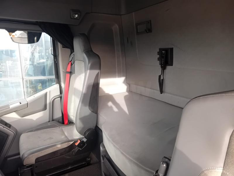 Renault Gamme T 460 - شاحنة جرار: صور 4 Renault Gamme T 460 - شاحنة جرار: صور 4