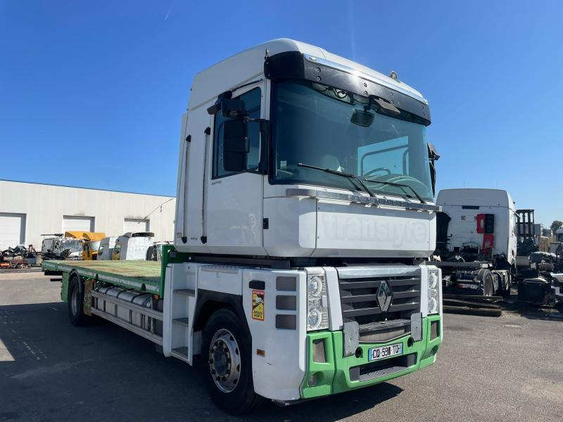 Renault Magnum 440 DXI - شاحنات مسطحة: صور 1 Renault Magnum 440 DXI - شاحنات مسطحة: صور 1