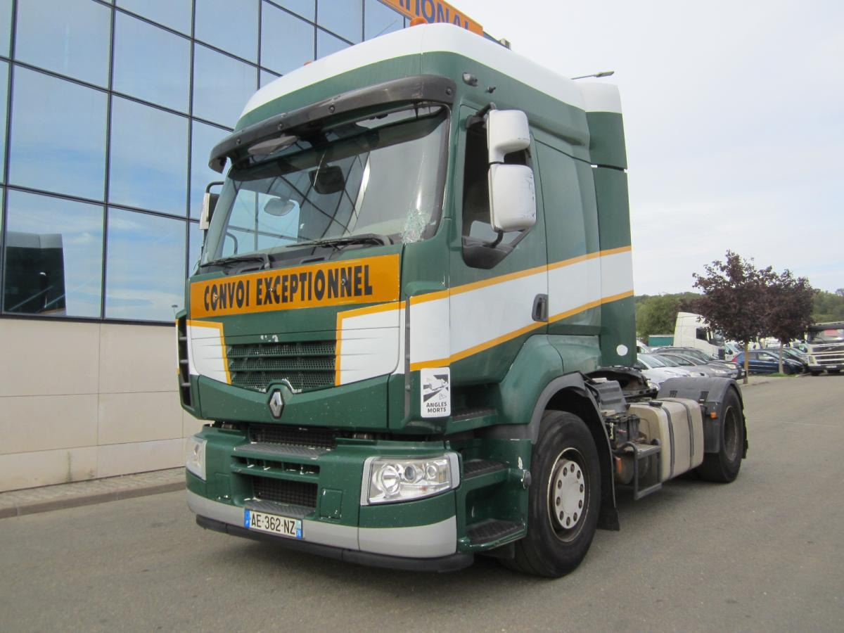 Renault Premium - شاحنة جرار: صور 1 Renault Premium - شاحنة جرار: صور 1