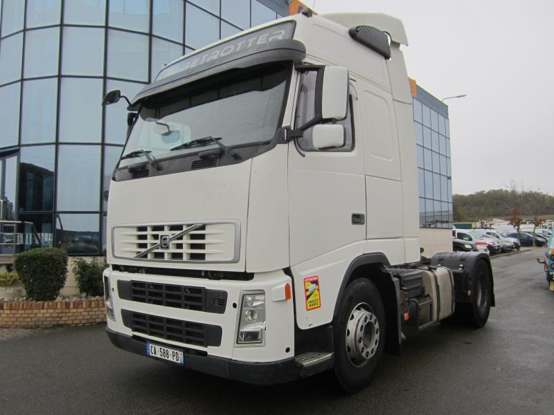 Volvo FH 440 - شاحنة جرار: صور 1 Volvo FH 440 - شاحنة جرار: صور 1