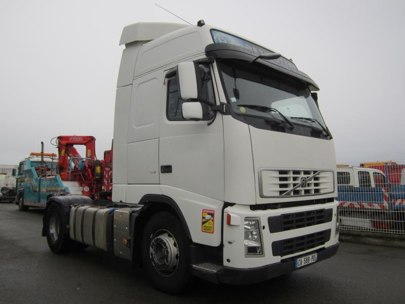 Volvo FH 440 - شاحنة جرار: صور 2 Volvo FH 440 - شاحنة جرار: صور 2
