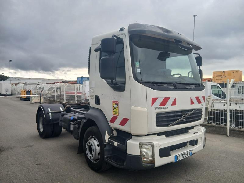 Volvo FL 260 - الشاسيه شاحنة: صور 1 Volvo FL 260 - الشاسيه شاحنة: صور 1