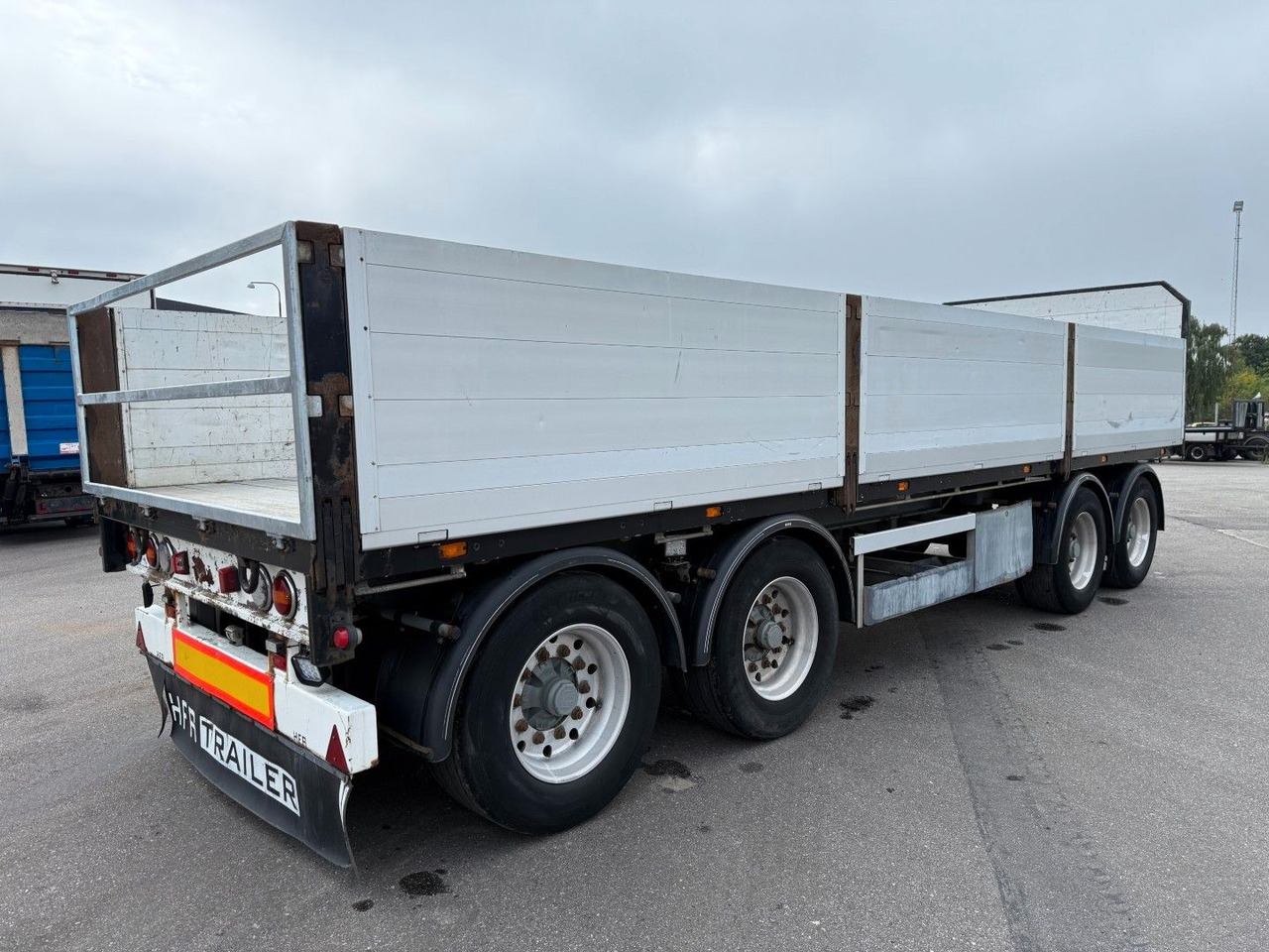HFR 30 t. 4 axle Platform 8,15 m. - مقطورات مسطحة: صور 3 HFR 30 t. 4 axle Platform 8,15 m. - مقطورات مسطحة: صور 3