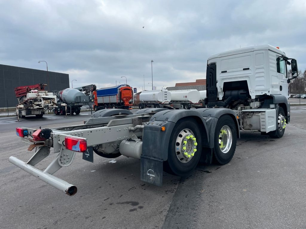 MAN TGS 26.440 6x2*4 ADR Fahrgestell Euro 6 MAN TGS 26.440 6x2*4 ADR Fahrgestell Euro 6 - الشاسيه شاحنة: صور 3 MAN TGS 26.440 6x2*4 ADR Fahrgestell Euro 6 MAN TGS 26.440 6x2*4 ADR Fahrgestell Euro 6 - الشاسيه شاحنة: صور 3