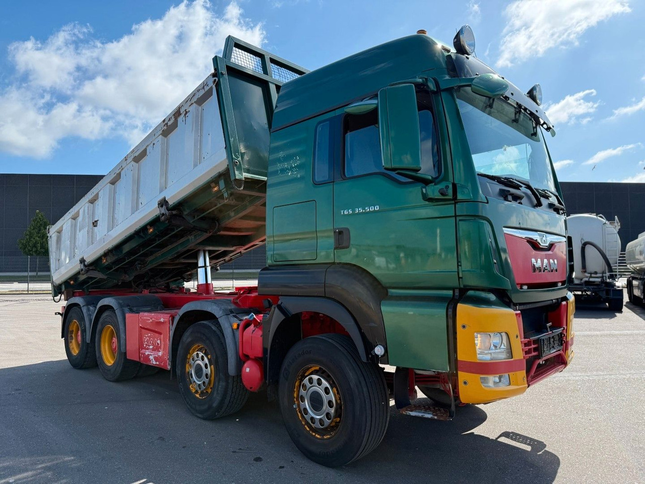 MAN TGS 35.500 8x4 Euro 6 Pendel Steel Tipper MAN TGS 35.500 8x4 Euro 6 Pendel Steel Tipper - قلابات: صور 2 MAN TGS 35.500 8x4 Euro 6 Pendel Steel Tipper MAN TGS 35.500 8x4 Euro 6 Pendel Steel Tipper - قلابات: صور 2
