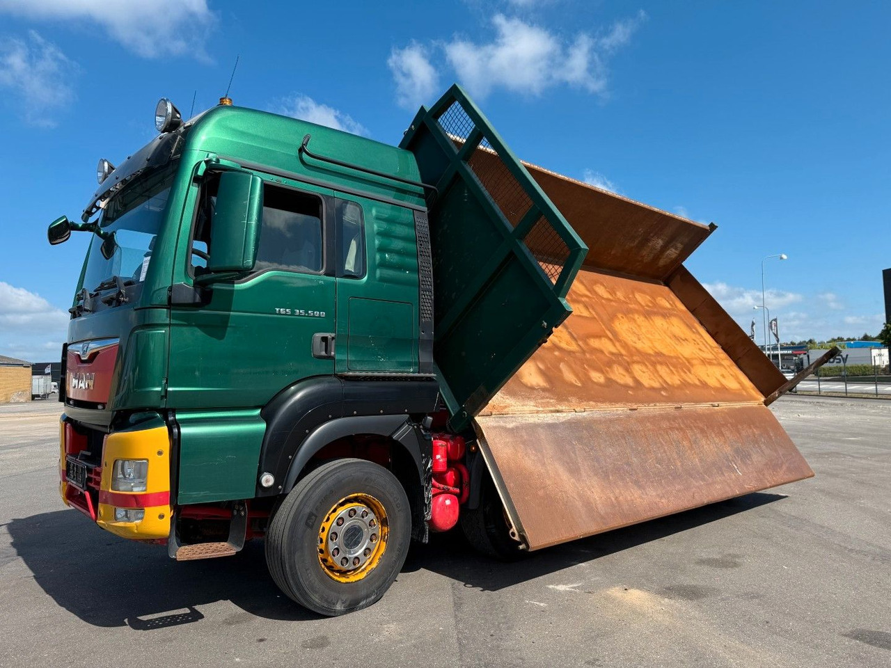 MAN TGS 35.500 8x4 Euro 6 Pendel Steel Tipper MAN TGS 35.500 8x4 Euro 6 Pendel Steel Tipper - قلابات: صور 5 MAN TGS 35.500 8x4 Euro 6 Pendel Steel Tipper MAN TGS 35.500 8x4 Euro 6 Pendel Steel Tipper - قلابات: صور 5