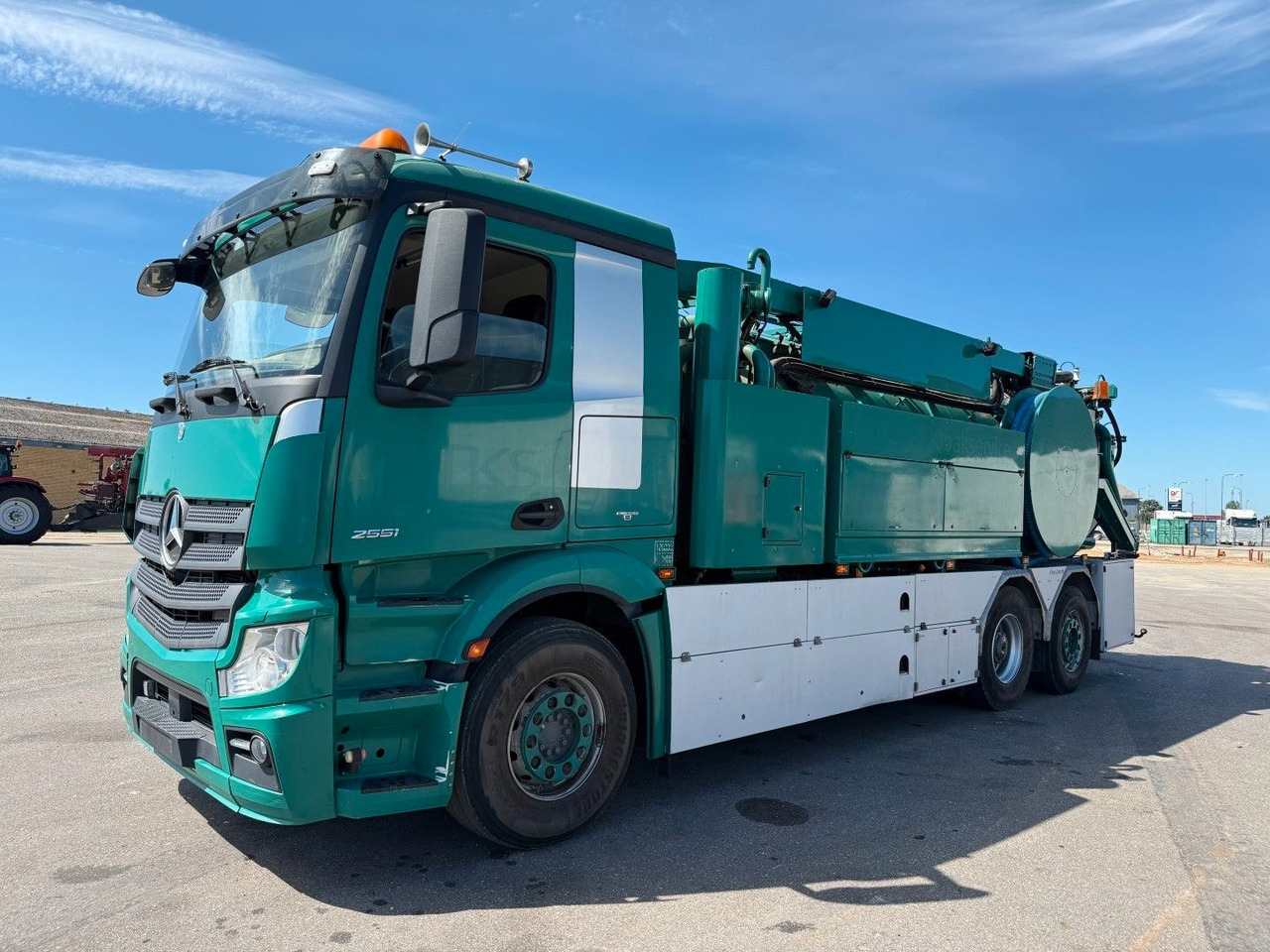 Mercedes-Benz Actros 2551 6x2*4 Hvidtved Larsen Flexline 311 - فراغ شاحنة: صور 1 Mercedes-Benz Actros 2551 6x2*4 Hvidtved Larsen Flexline 311 - فراغ شاحنة: صور 1