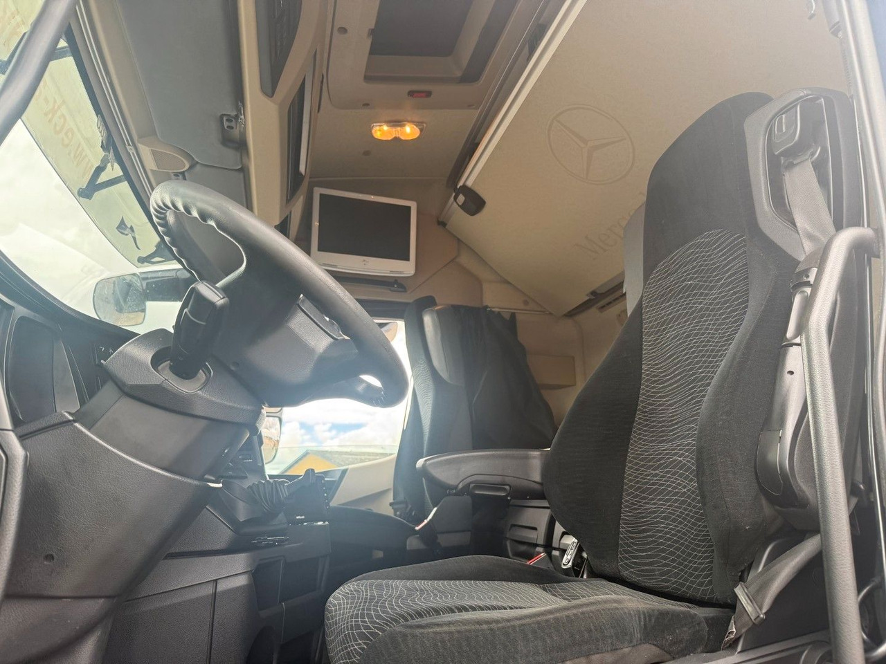 Mercedes-Benz Arocs 3253 8x26 Euro 6 Chassis / Fahrgestell - الشاسيه شاحنة: صور 5 Mercedes-Benz Arocs 3253 8x26 Euro 6 Chassis / Fahrgestell - الشاسيه شاحنة: صور 5