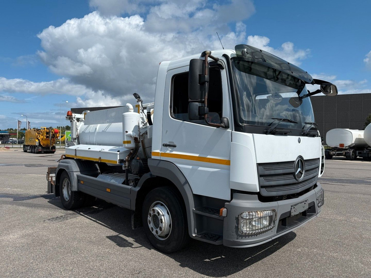 Mercedes-Benz Atego 1323 RHD Euro 6 Hvidtved Larsen Cityflex - فراغ شاحنة: صور 1 Mercedes-Benz Atego 1323 RHD Euro 6 Hvidtved Larsen Cityflex - فراغ شاحنة: صور 1
