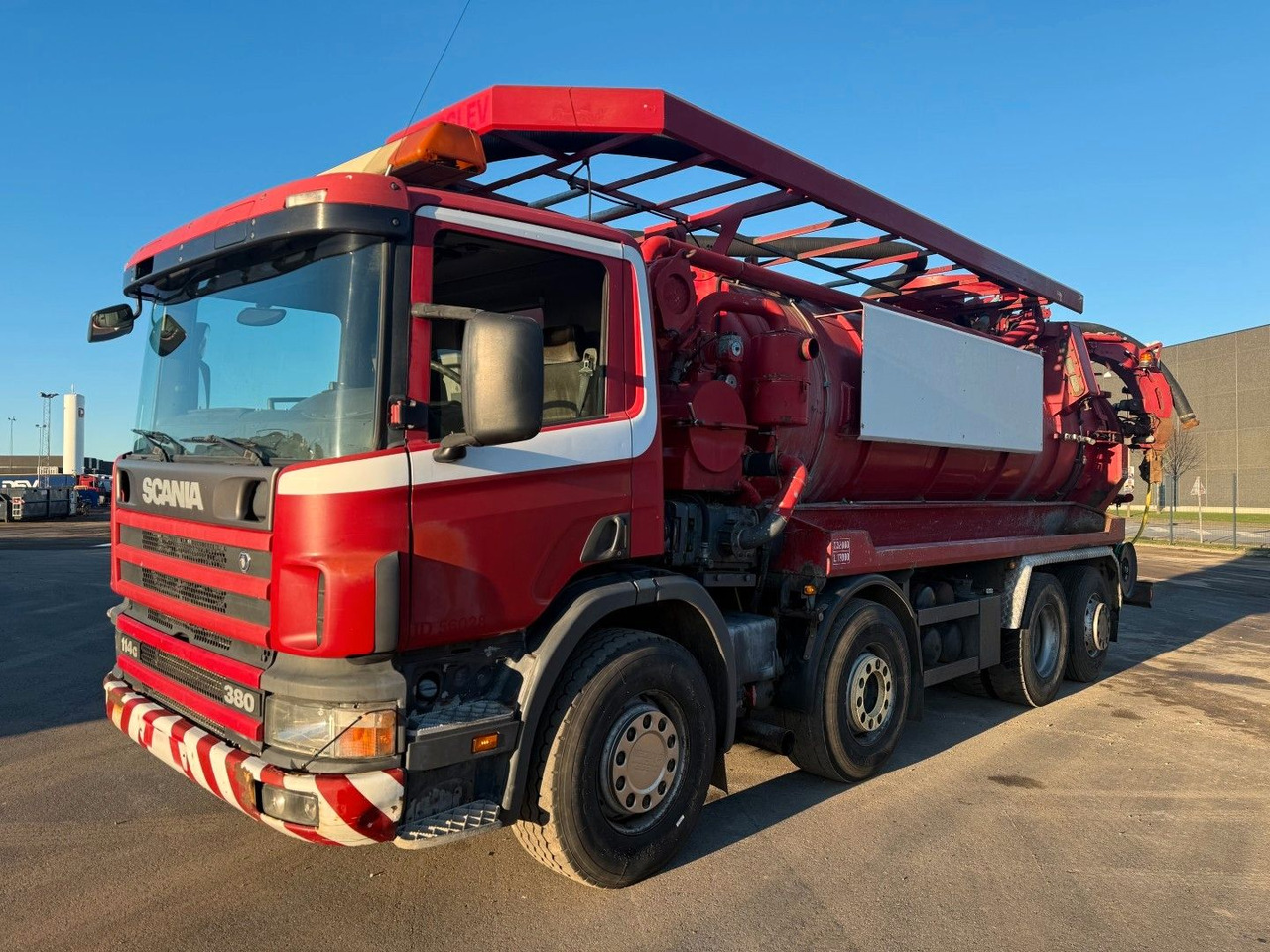 Scania 114/380 8x2*6 Assmann 14 m3 Vacuumtruck - فراغ شاحنة: صور 1 Scania 114/380 8x2*6 Assmann 14 m3 Vacuumtruck - فراغ شاحنة: صور 1