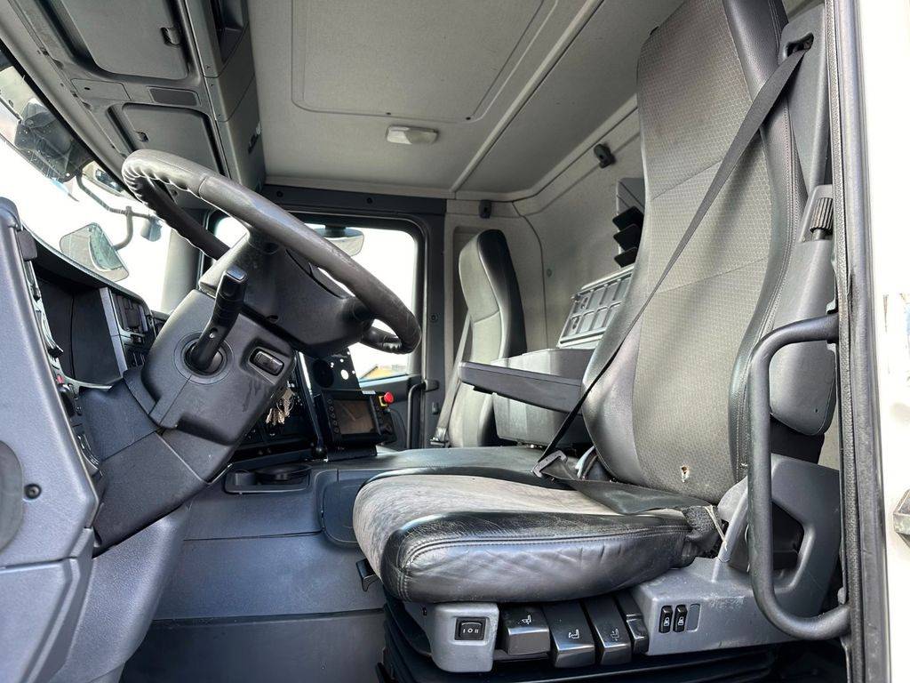 Scania P320 6x2*4 JOAB Anaconda MD 22,1 m3 / Müllwagen Scania P320 6x2*4 JOAB Anaconda MD 22,1 m3 / Müllwagen - شاحنة القمامة: صور 5 Scania P320 6x2*4 JOAB Anaconda MD 22,1 m3 / Müllwagen Scania P320 6x2*4 JOAB Anaconda MD 22,1 m3 / Müllwagen - شاحنة القمامة: صور 5