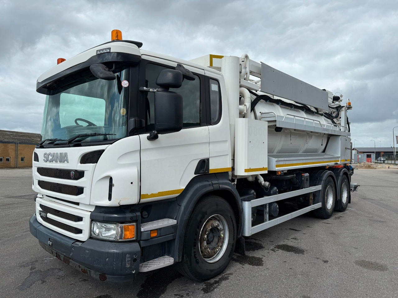 Scania P360 Euro 6 6x4 RHD Hvidtved Larsen FlexLine 312 - فراغ شاحنة: صور 2 Scania P360 Euro 6 6x4 RHD Hvidtved Larsen FlexLine 312 - فراغ شاحنة: صور 2