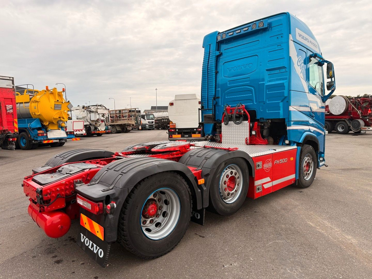 Volvo FH500 6x2/2 Globetrotter Euro 5 - شاحنة جرار: صور 3 Volvo FH500 6x2/2 Globetrotter Euro 5 - شاحنة جرار: صور 3