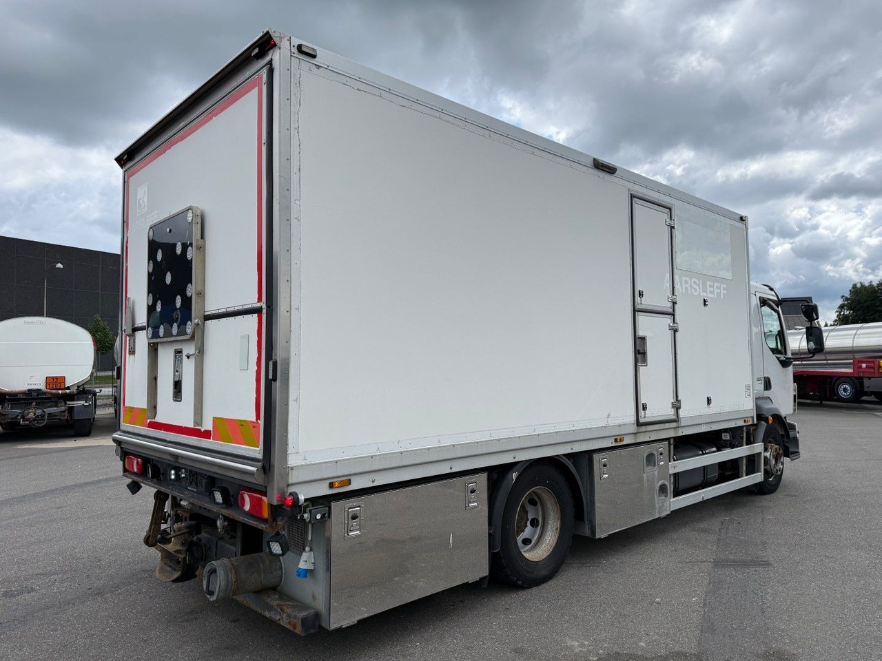 Volvo FL 280 4x2 Euro 5 Workshop Equipment - بصندوق مغلق شاحنة: صور 3 Volvo FL 280 4x2 Euro 5 Workshop Equipment - بصندوق مغلق شاحنة: صور 3