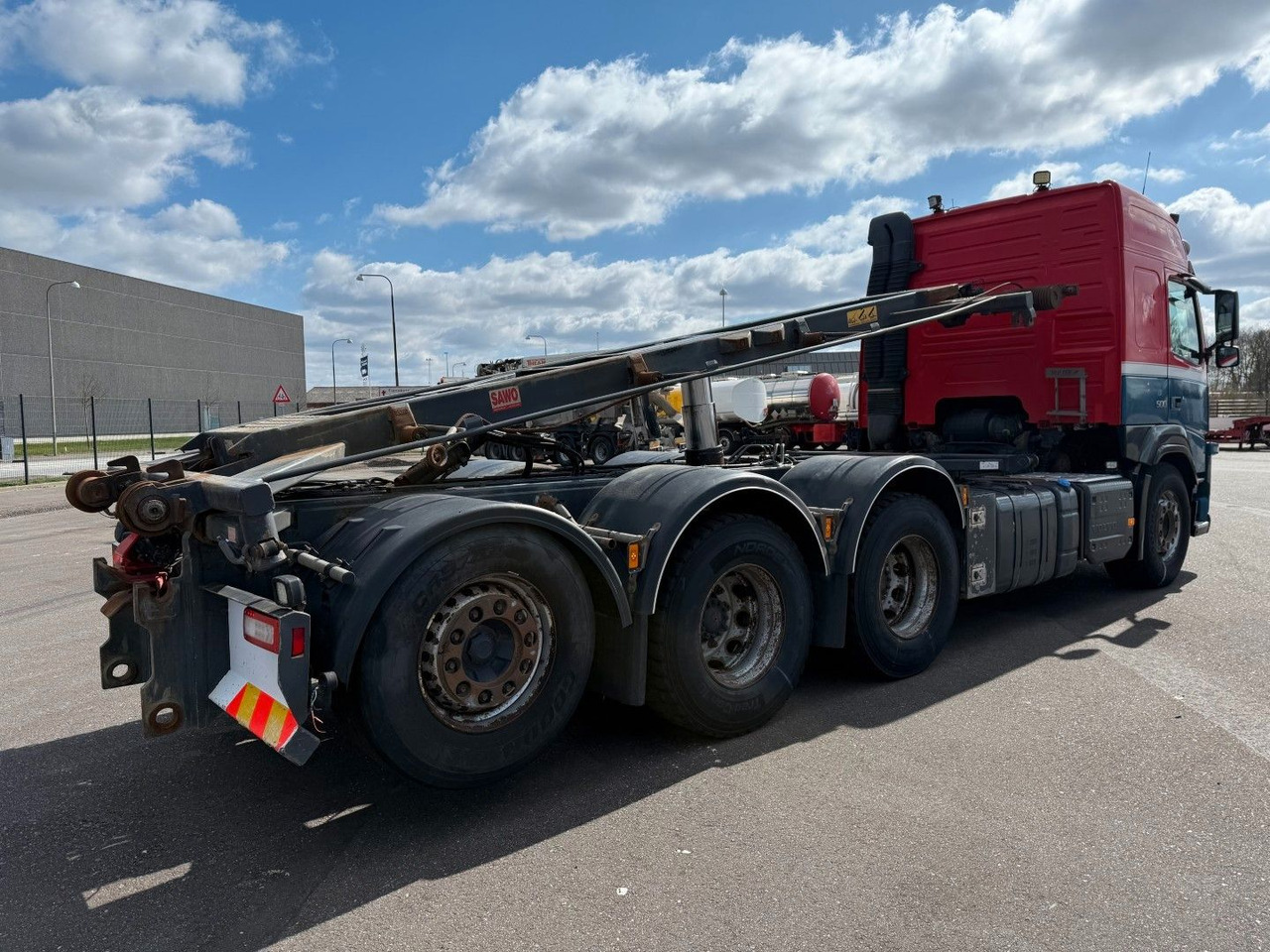 Volvo FM 500 8x4/4 Multilift 28 t. Kipper / Tipper - قلابات: صور 3 Volvo FM 500 8x4/4 Multilift 28 t. Kipper / Tipper - قلابات: صور 3
