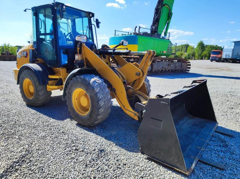 Caterpillar 908M - اللودر بعجل: صور 3 Caterpillar 908M - اللودر بعجل: صور 3