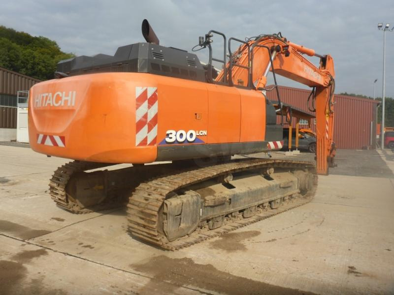 Hitachi ZX300LCN-6 - حفارات زحافة: صور 4 Hitachi ZX300LCN-6 - حفارات زحافة: صور 4