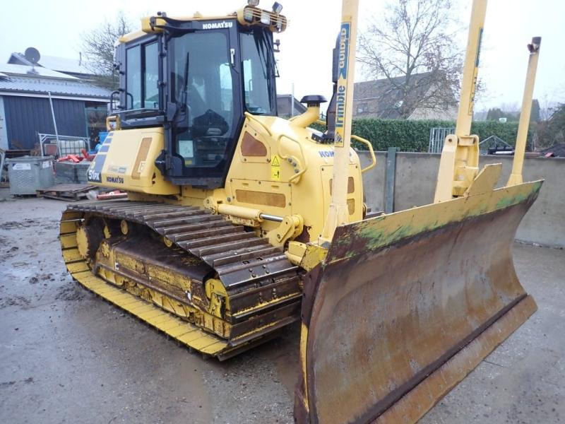 Komatsu D51PX-24 - بلدوزر: صور 3 Komatsu D51PX-24 - بلدوزر: صور 3