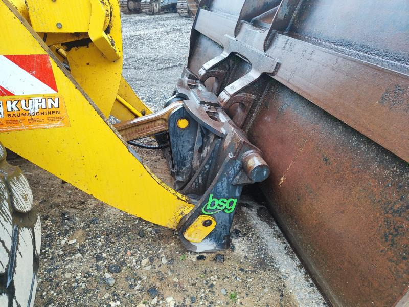 اللودر بعجل Komatsu WA380-8E0: صور 8 اللودر بعجل Komatsu WA380-8E0: صور 8