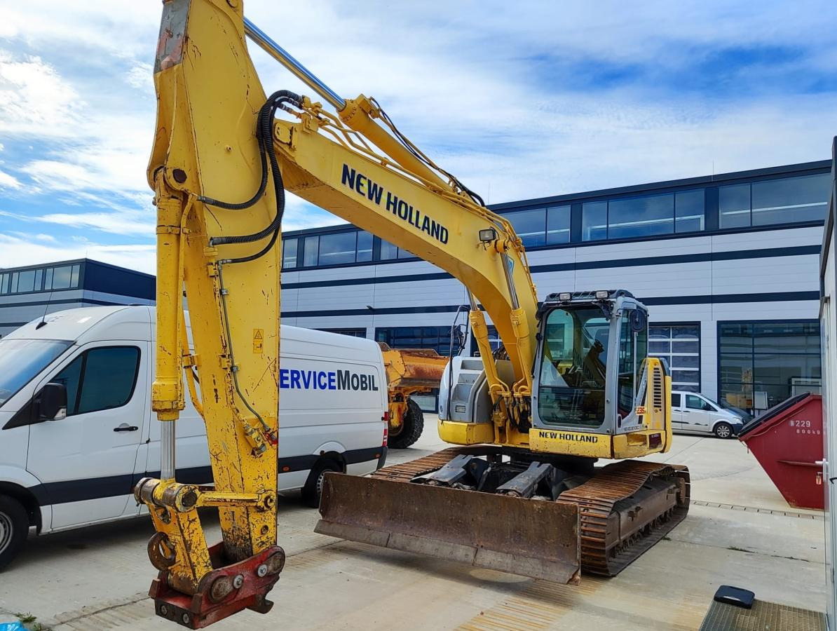 New Holland E235B SR-2 - حفارات زحافة: صور 2 New Holland E235B SR-2 - حفارات زحافة: صور 2