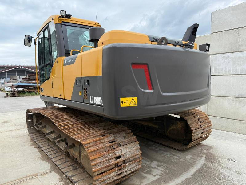 Volvo EC180 D - حفارات زحافة: صور 1 Volvo EC180 D - حفارات زحافة: صور 1