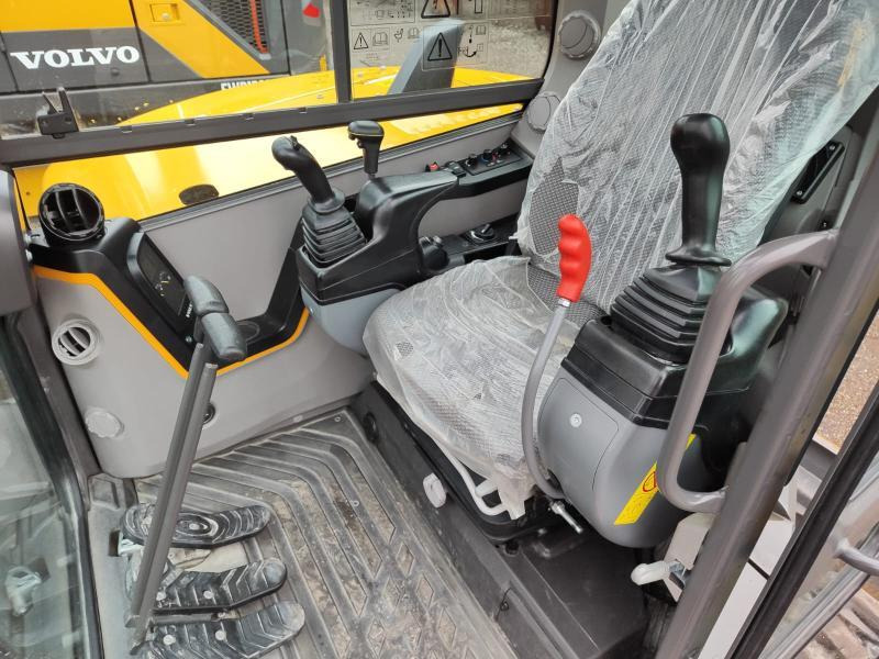 Volvo ECR88D Pro - حفارة مصغرة: صور 5 Volvo ECR88D Pro - حفارة مصغرة: صور 5