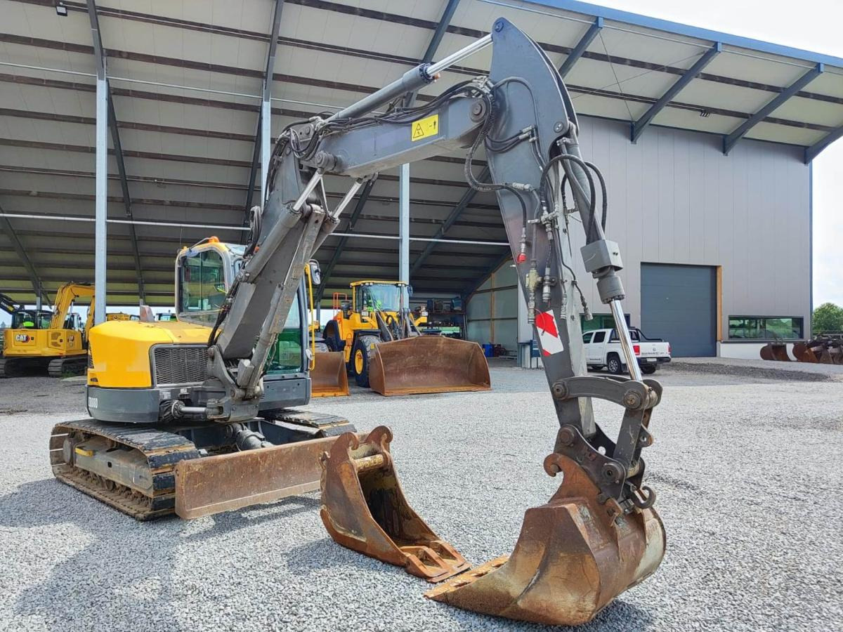 Volvo ECR88D - حفارة مصغرة: صور 3 Volvo ECR88D - حفارة مصغرة: صور 3