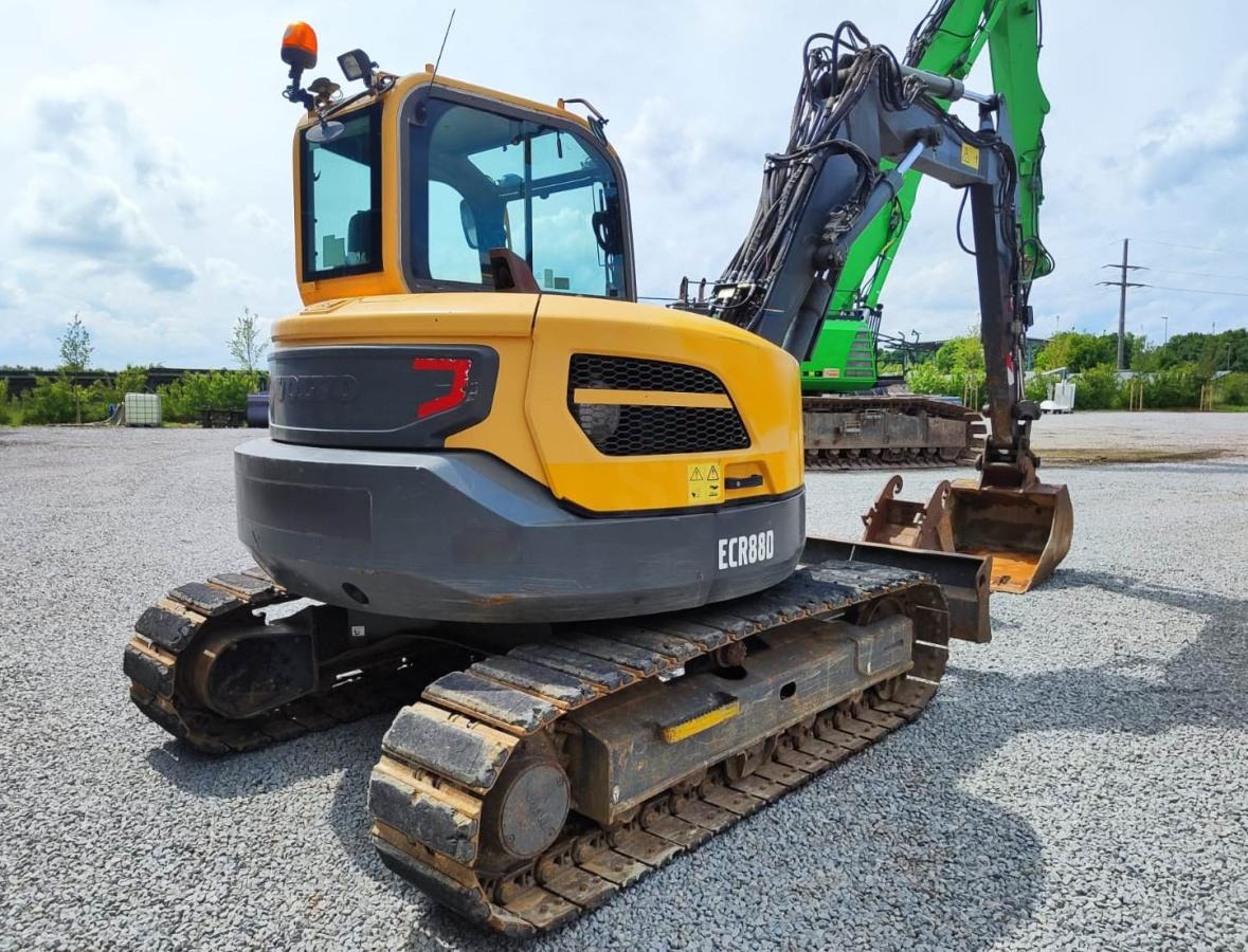 Volvo ECR88D - حفارة مصغرة: صور 4 Volvo ECR88D - حفارة مصغرة: صور 4