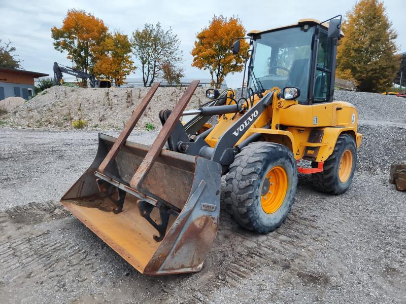 Volvo L30G - اللودر بعجل: صور 3 Volvo L30G - اللودر بعجل: صور 3