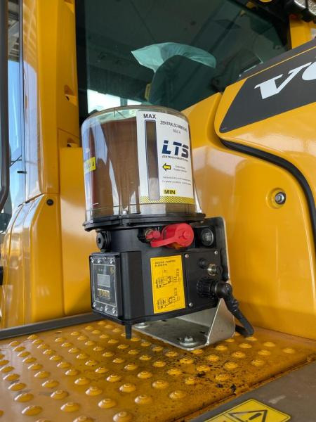 Volvo L60H - اللودر بعجل: صور 3 Volvo L60H - اللودر بعجل: صور 3