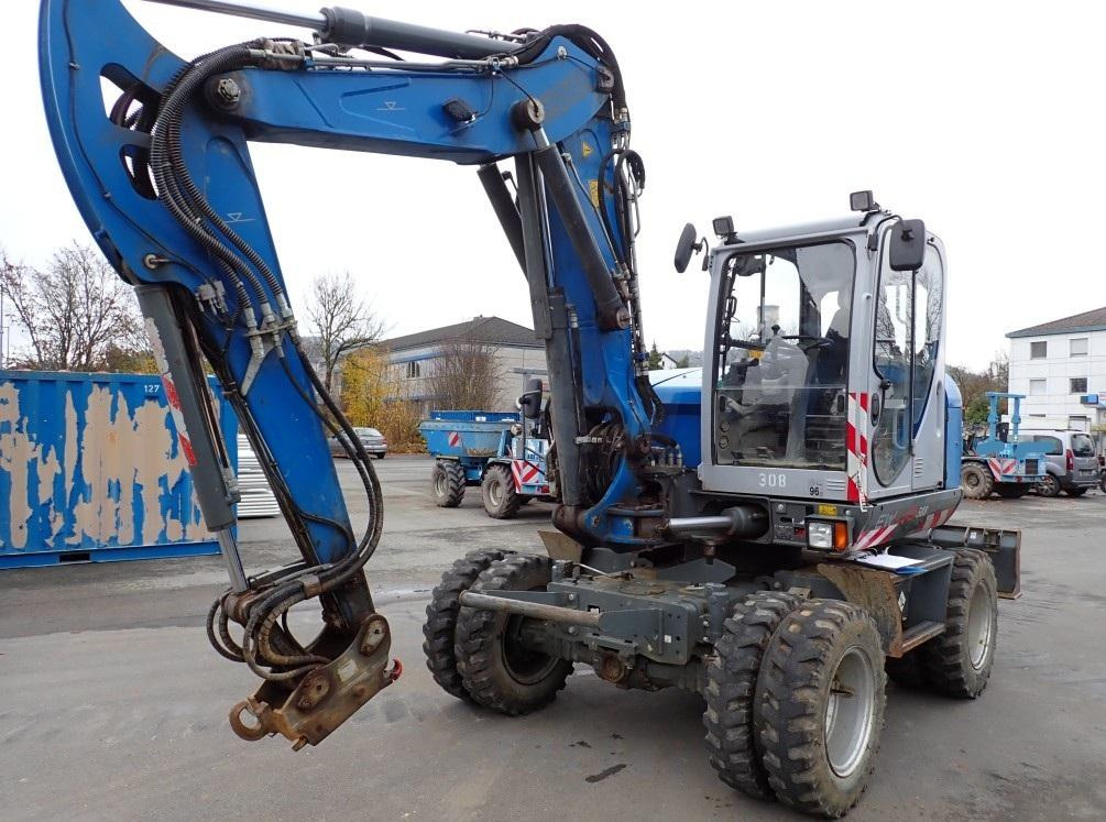 Wacker Neuson EW100 - حفارة على عجلات: صور 2 Wacker Neuson EW100 - حفارة على عجلات: صور 2