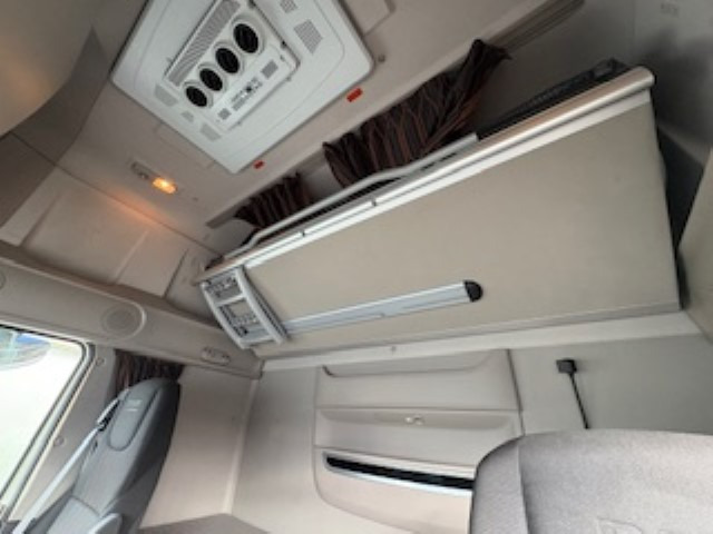 شاحنة جرار DAF XF 480 FT: صور 8