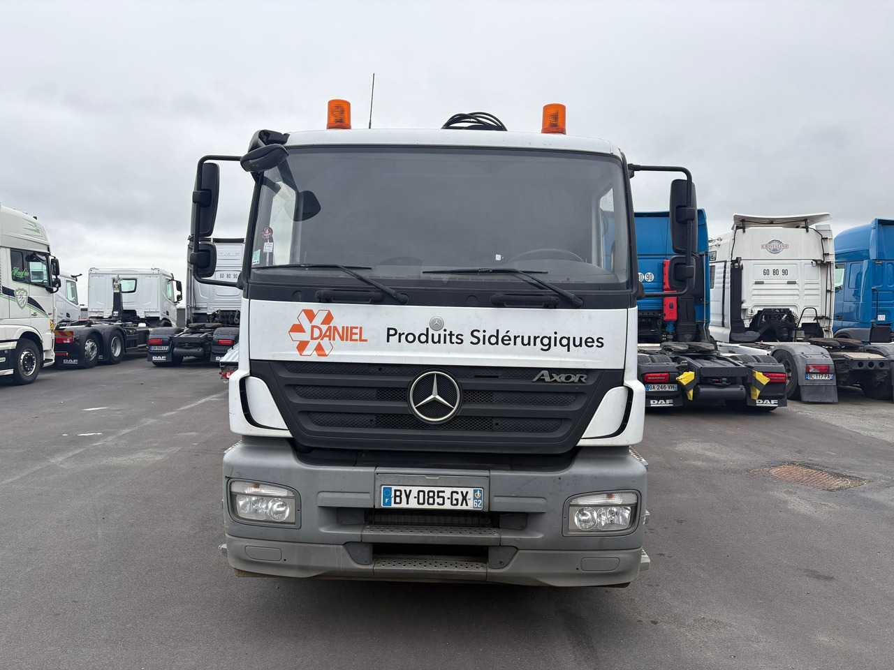Mercedes Axor 2533 - شاحنات مسطحة: صور 1 Mercedes Axor 2533 - شاحنات مسطحة: صور 1