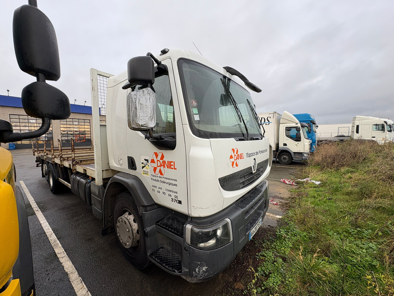 Renault Premium 370 DXI - شاحنات مسطحة: صور 1 Renault Premium 370 DXI - شاحنات مسطحة: صور 1