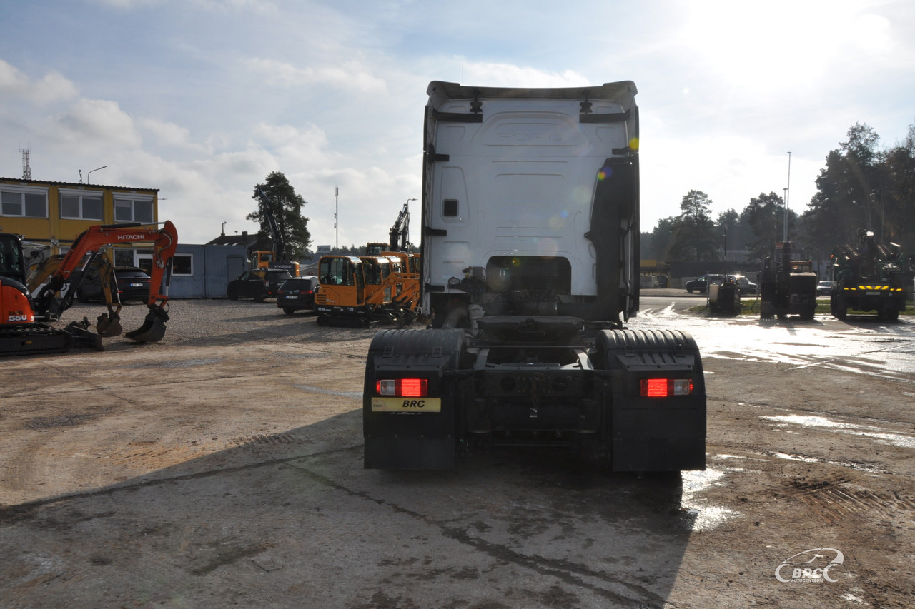 Ford F-MAX - شاحنة جرار: صور 5 Ford F-MAX - شاحنة جرار: صور 5