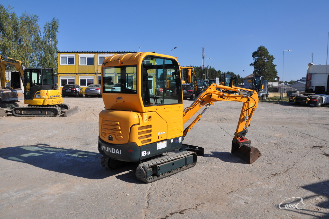Hyundai R18-9 - حفارة مصغرة: صور 5 Hyundai R18-9 - حفارة مصغرة: صور 5
