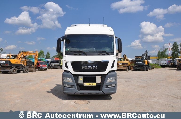 MAN TGX 18.440 XLX Retarder - شاحنة جرار: صور 3 MAN TGX 18.440 XLX Retarder - شاحنة جرار: صور 3