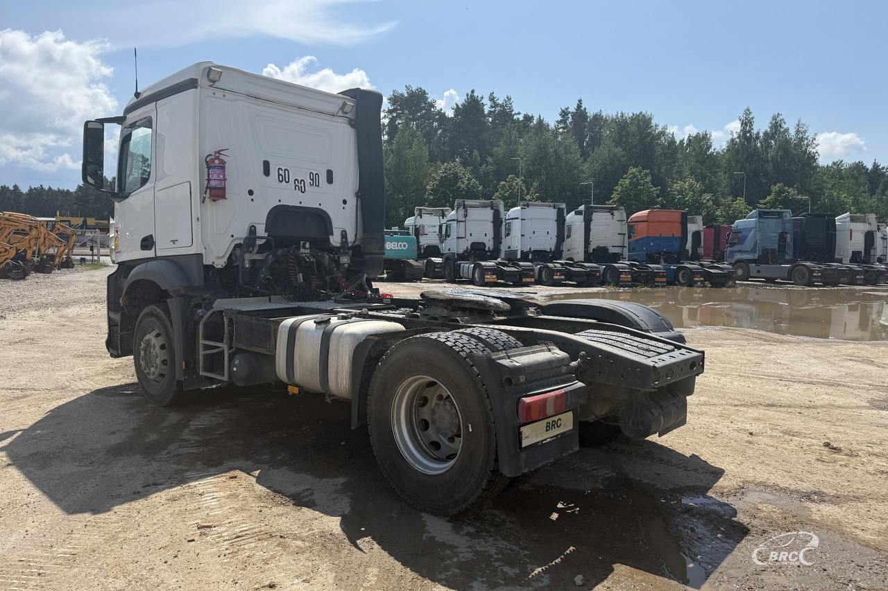 Mercedes-Benz Arocs - شاحنة جرار: صور 4 Mercedes-Benz Arocs - شاحنة جرار: صور 4