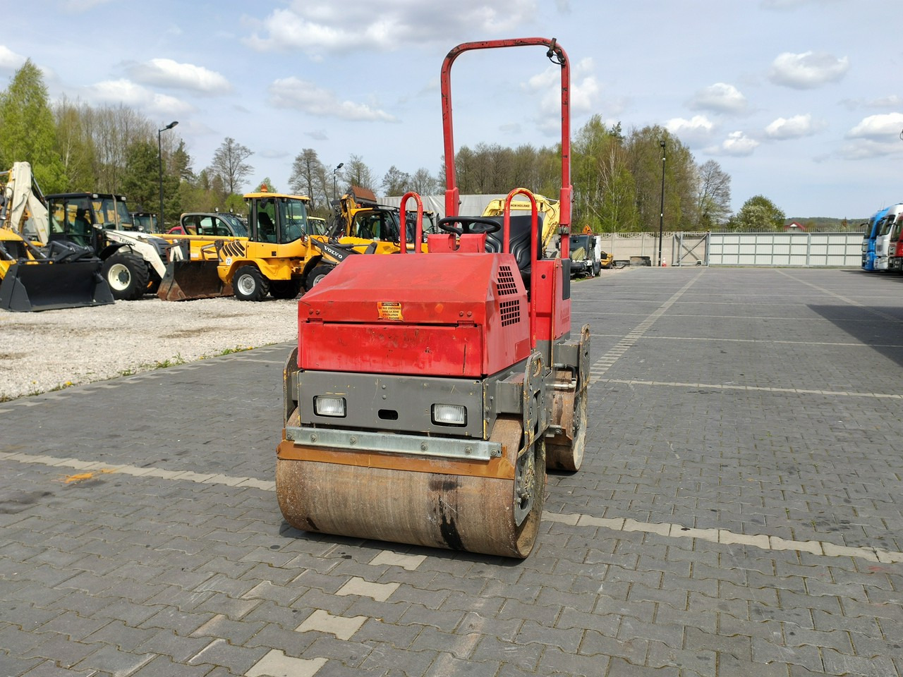 Bomag BW 100 ADM-2 1,6t - مدحلة: صور 3 Bomag BW 100 ADM-2 1,6t - مدحلة: صور 3