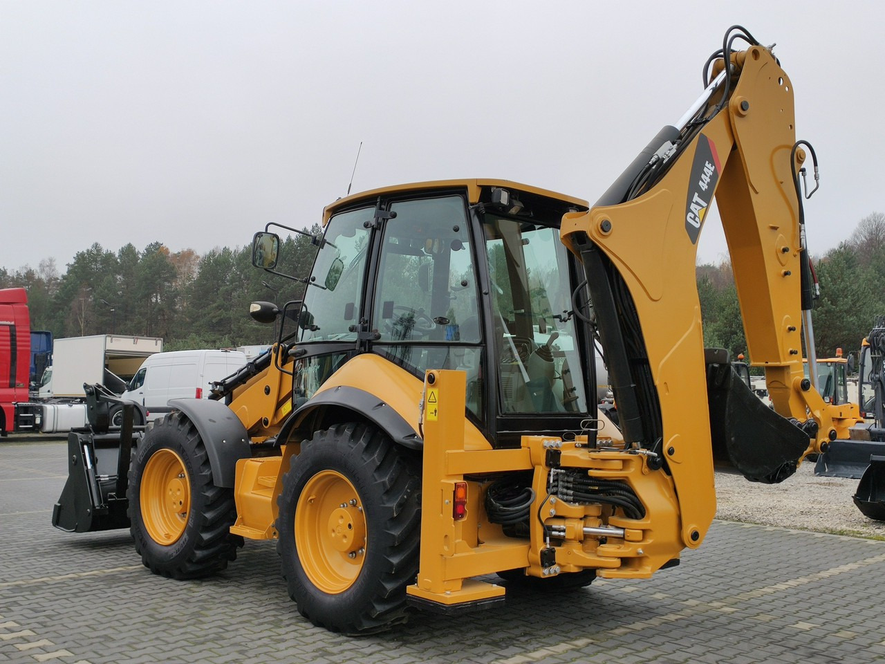 Caterpillar 444E Premier Sterowanie na Joystickach FULL OPCJA - حفار متعدد الاستخدام: صور 4 Caterpillar 444E Premier Sterowanie na Joystickach FULL OPCJA - حفار متعدد الاستخدام: صور 4