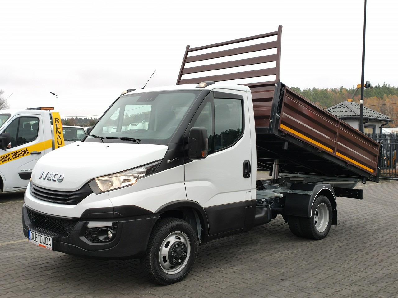 Iveco Daily 35C14 - قلاب صغير: صور 2 Iveco Daily 35C14 - قلاب صغير: صور 2