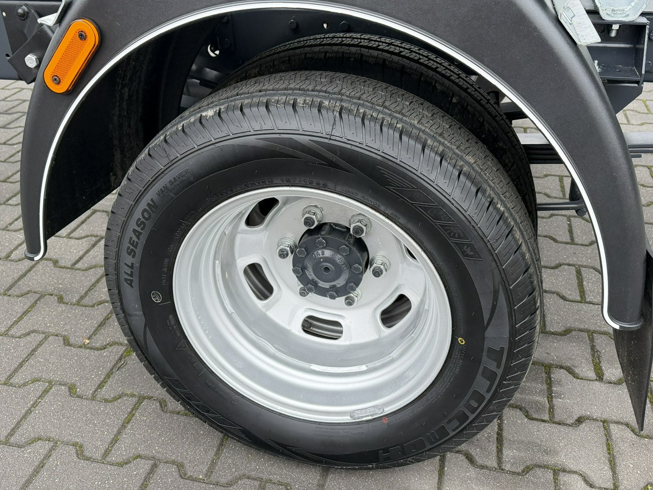 Iveco Daily 35C16 V - قلاب صغير: صور 5 Iveco Daily 35C16 V - قلاب صغير: صور 5